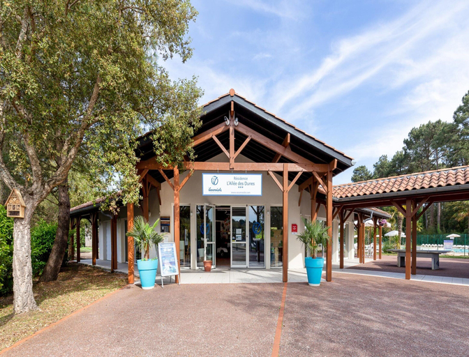 Exterior 5, Chic Stay Near Forest, Landes