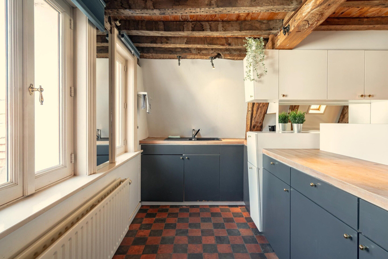 Private kitchen 3, Stylish Duplex Apartment for 10, Antwerpen