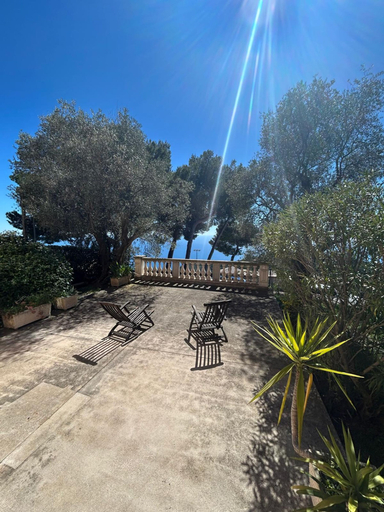 Room 4, Garden Apartment With Breathtaking Views Over ze, Alpes-Maritimes
