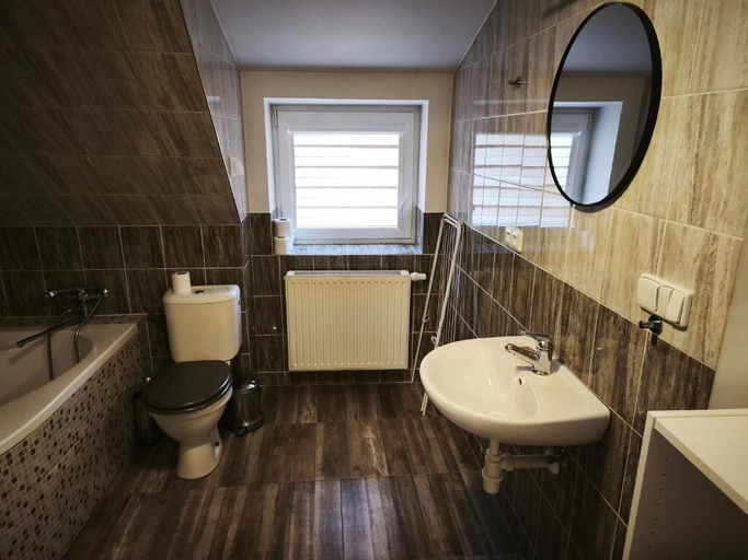 Bathroom 4, Penzion Jizera, Jablonec nad Nisou