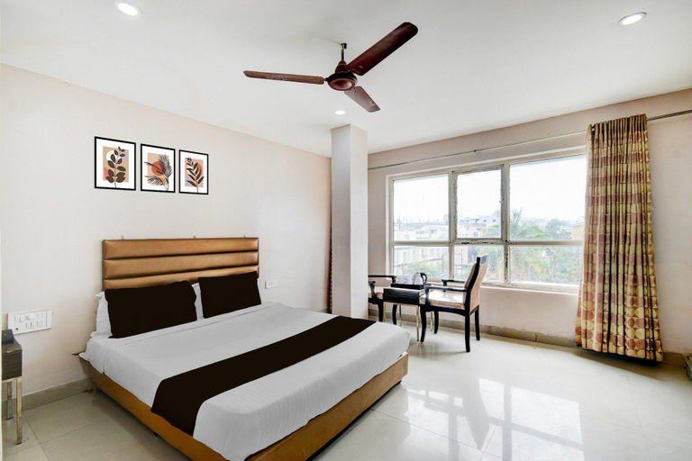Room 4, Deluxe Townhouse Narayanaguda Metro, Hyderabad