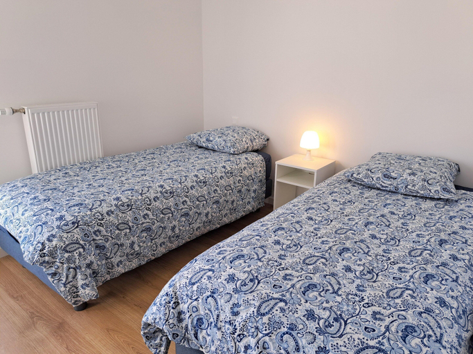 Bedroom 2, Apartment in Plouarzel, Finistère
