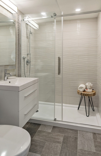 Bathroom, Oak Island Resort & Conference Centre, Lunenburg