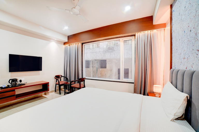 Room 5, Premium Palette Patel Nagar, Bhopal