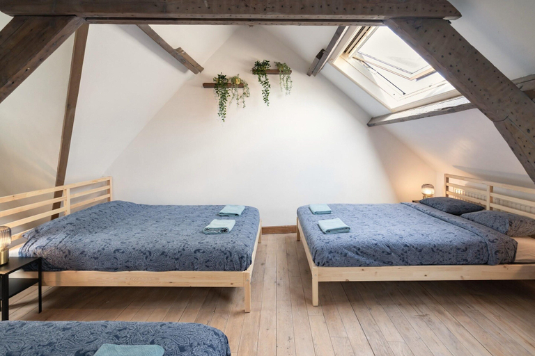 Room 2, Charming 12 person apartment, Antwerpen