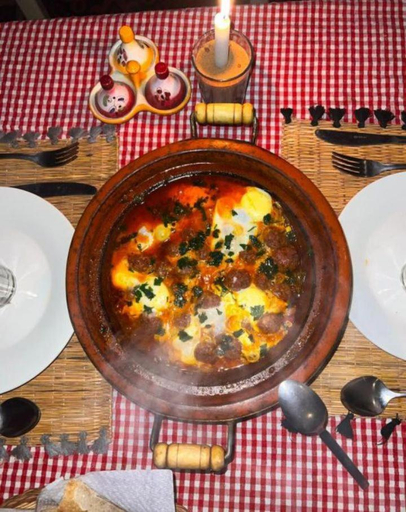 Food & Drinks 5, Sahara House, Errachidia