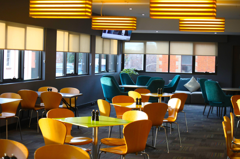 Food & Drinks 5, Travelodge Hotel Hobart, Hobart