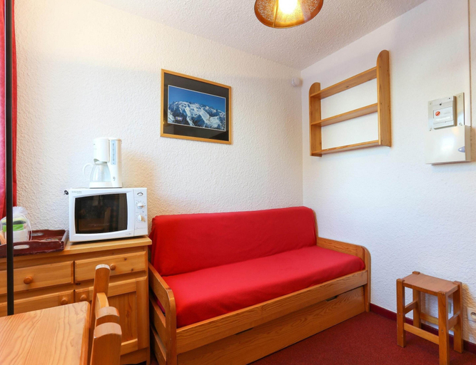 Living room 2, Compact Slope-side Studio for two, Isère