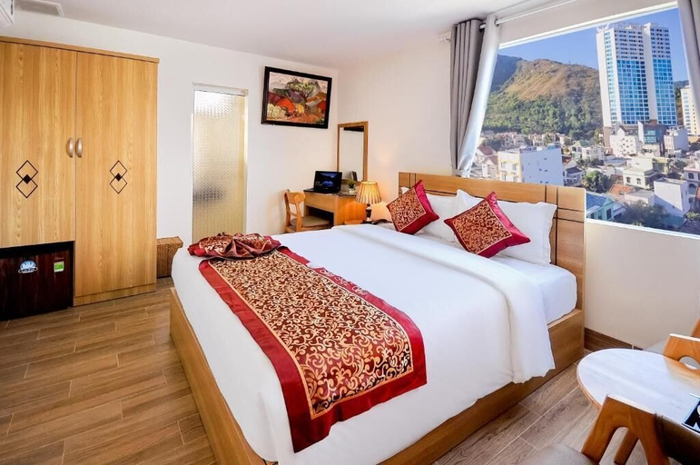Room 2, May Ngu Sac - Iridescent Clouds Hotel, Nha Trang