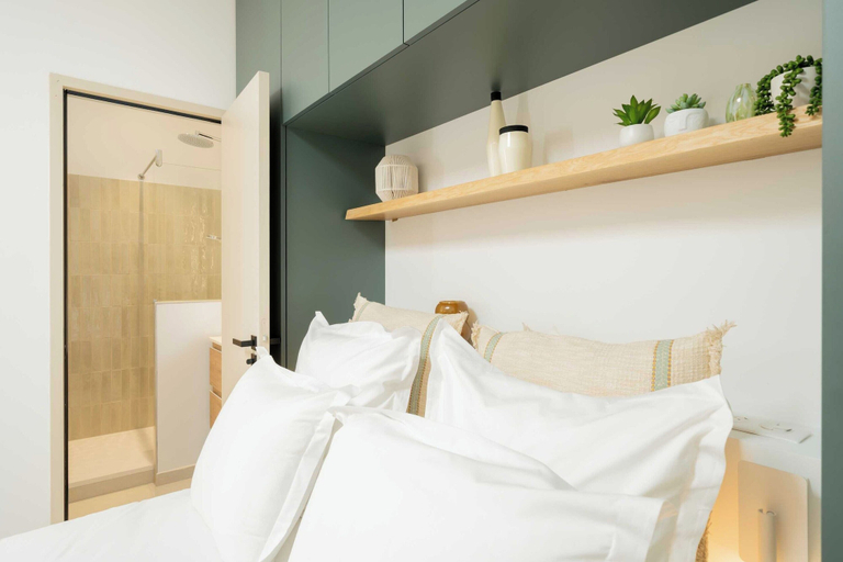 Room 3, Spacious 2P Studio - Centre of Saint-tropez, Var