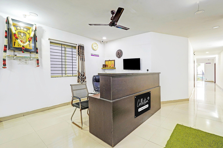 Reception 5, Deluxe Esr Guest Inn, Nellore