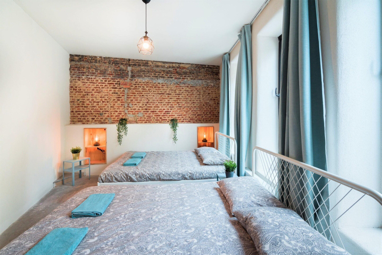 Room 3, The Industrial Apartments2bbkwifins, Antwerpen