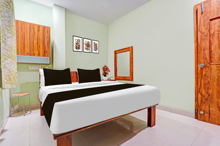 Room 4, Deluxe A1 Celebration, Nagpur