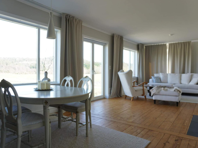 Interior 4, 4 Star Holiday Home in Tanumshede, Tanum
