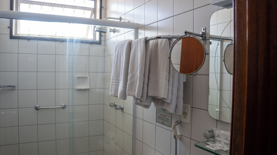 Bathroom 4, Nohotel Nova Odessa, Nova Odessa