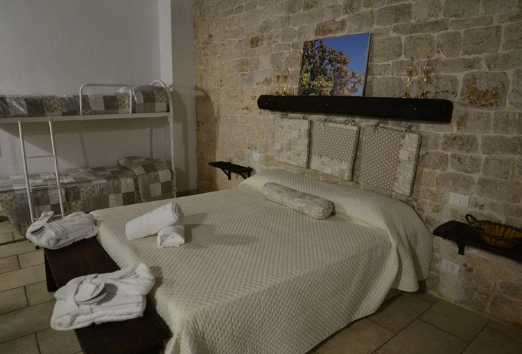 Bedroom 2, Agriturismo Masseria Alberotanza, Bari