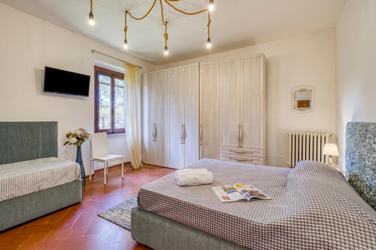 Room 2, Quercia 1 - Relax in Tuscany, Florence