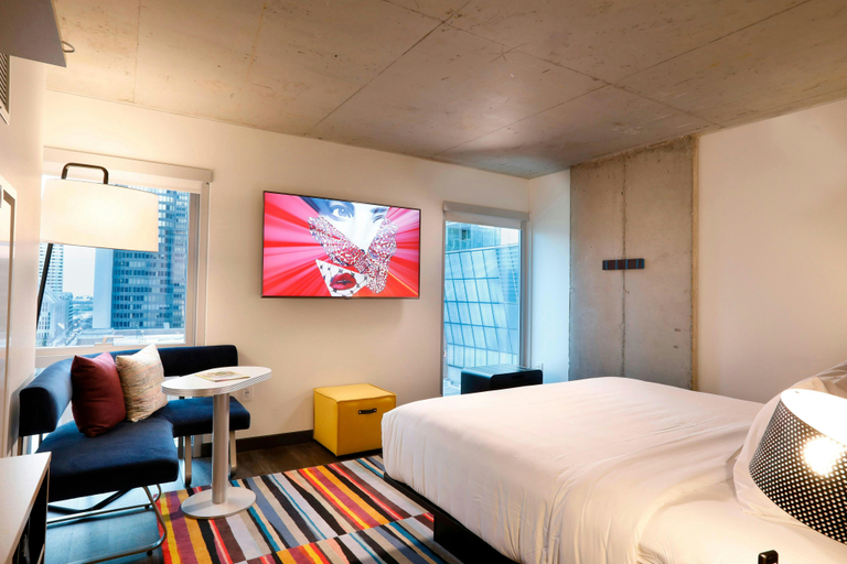 Bedroom 2, Aloft Chicago Mag Mile, Cook