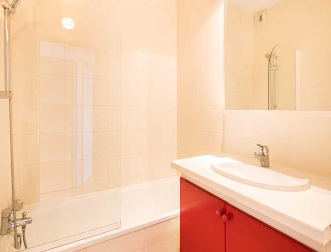 Bathroom 5, Duplex for 12 Near Galibier Pass, Savoie
