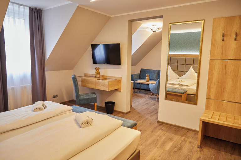 Bedroom 4, Bernstein Acamed Resort, Salzlandkreis
