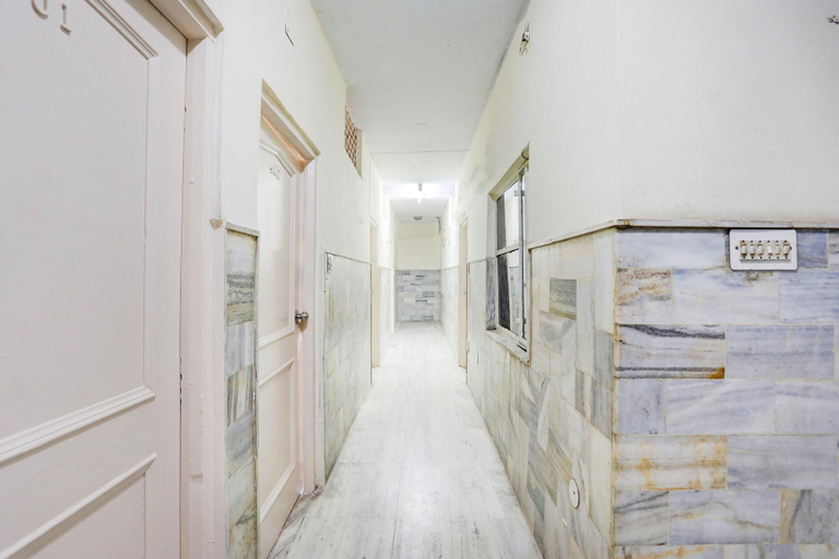 Interior 2, Collection O Lashkar Gwalior, Gwalior