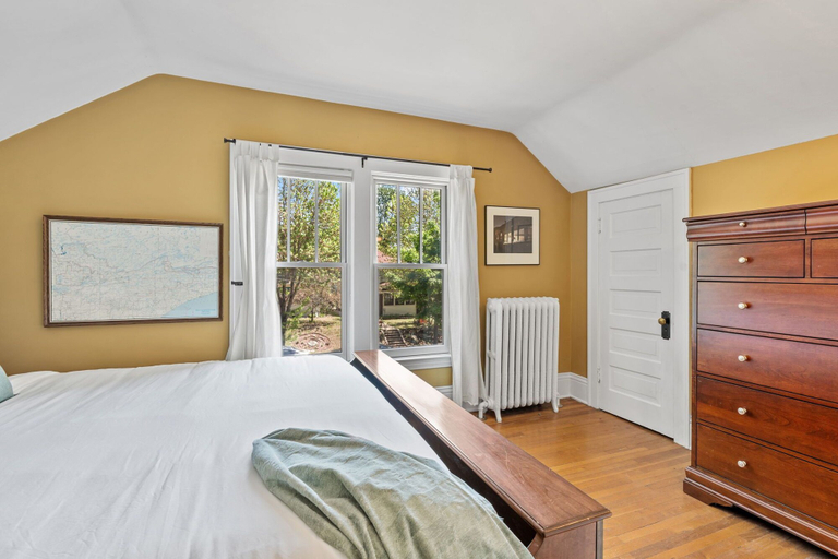Bedroom 3, Pillsbury Hideaway, Hennepin