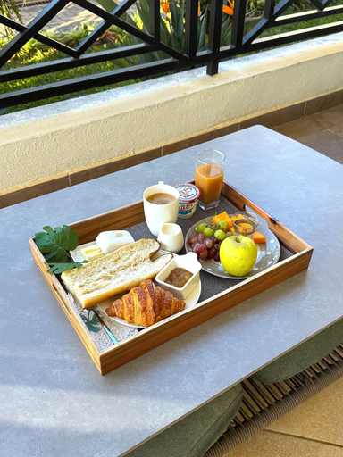 Food & Drinks 5, Appartements - Le Paradisier Ambatobe, Analamanga