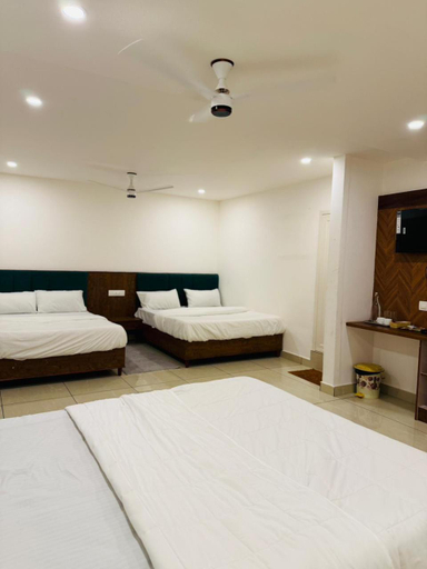 Bedroom 4, International Tourist Home, Kozhikode