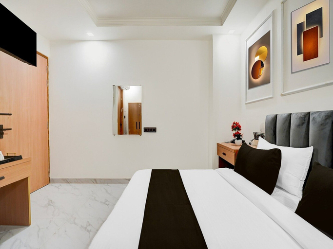 Room 4, Premiumhotel Shikha Continantal, Kaushambi