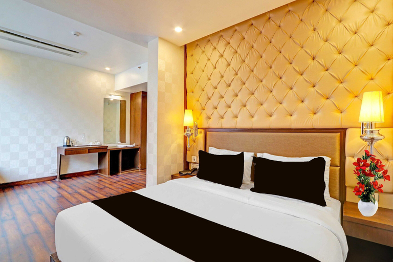 Room 3, Deluxe With Twin Bed Sitabuldi Station, Nagpur