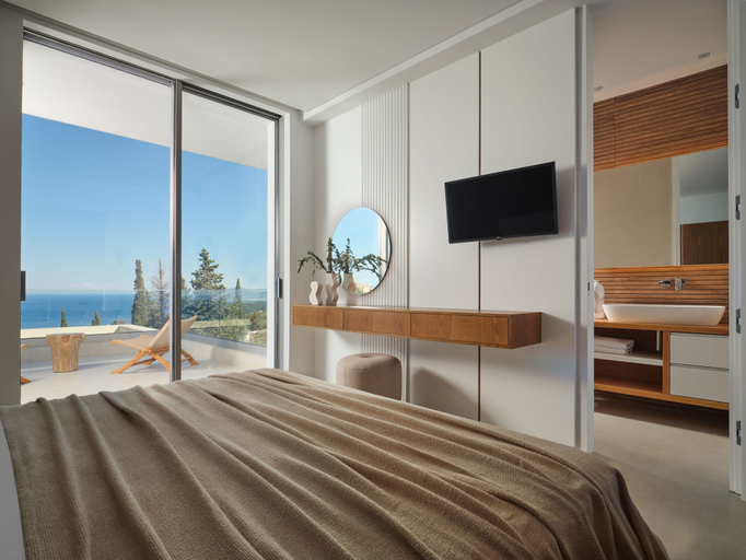 Room 2, Doci Kelios Villa with heated pool, Ionian Islands