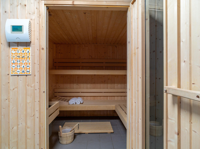 Sauna, Riverside Stay for 2 in Pont-aven, Finistère