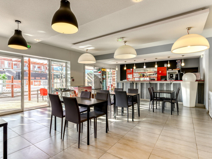 Dining 2, Flat With Wellness & 3km to Beach, Pyrénées-Orientales