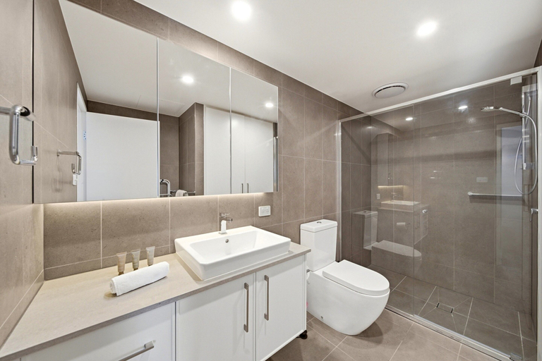 Bathroom 2, Stylish 1-bed Retreat in Braddon, Canberra