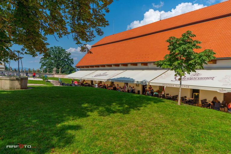 Food & Drinks 5, Hospoda na sypce, Trutnov