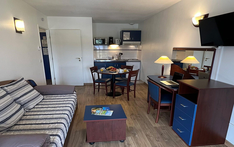 Living room, Modern Apartment in Bolquere for Family, Pyrénées-Orientales