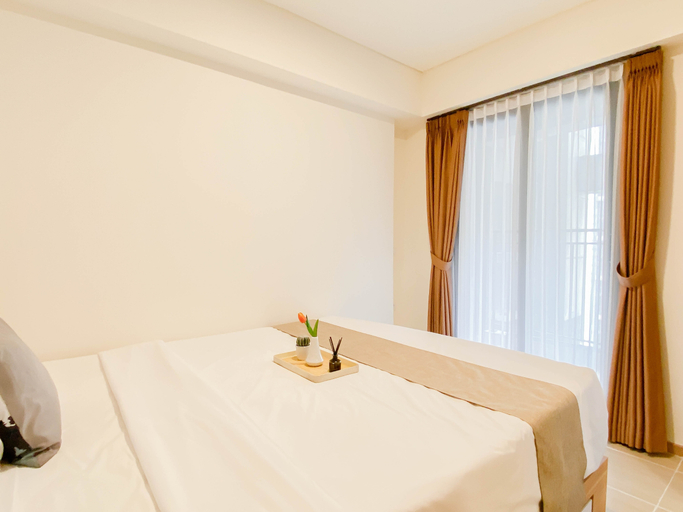 Bedroom 3, Cozy Earth-Tone 2BR Apartment Meikarta District 1 By Travelio, Cikarang