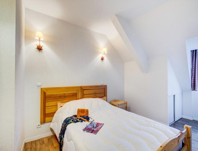 Room 3, 5-person Stay Near Thermal Baths, Haute-Garonne