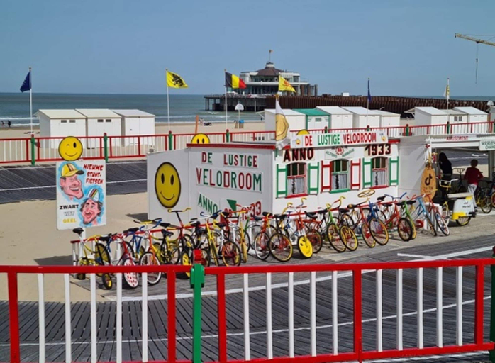 View from property 4, Coastal Apartment Near Beach for 4, West-Vlaanderen