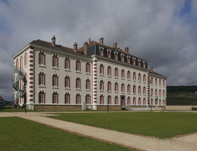 Primary image