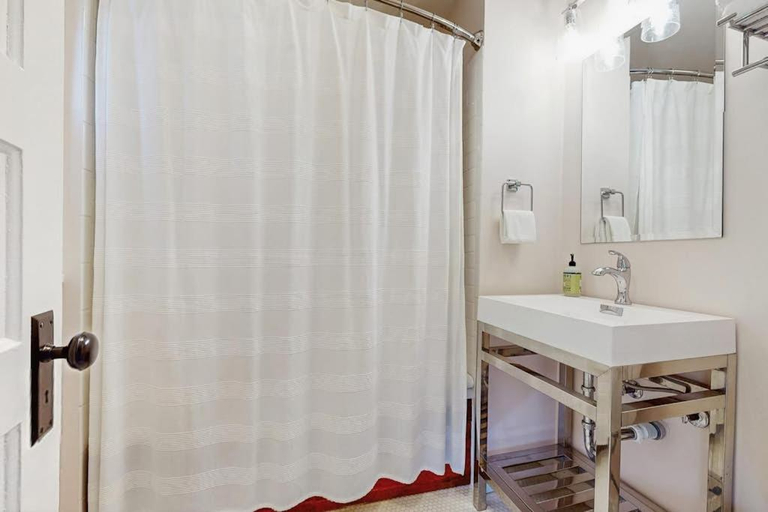 Bathroom 5, Ivy Manor, Allegan