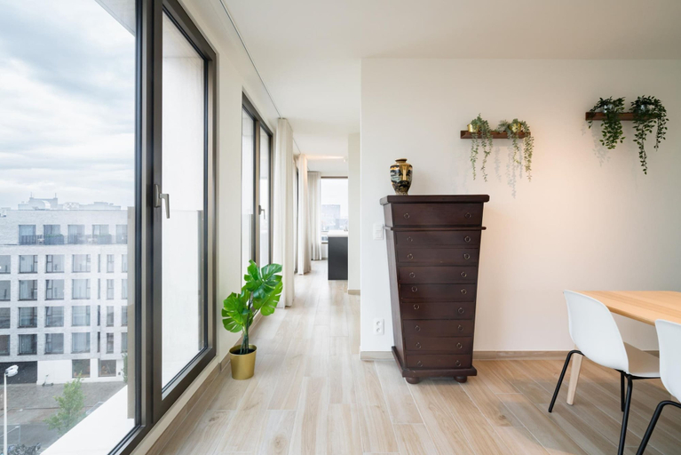 Living room 3, Premium City Retreat With Balcony for 12, Antwerpen