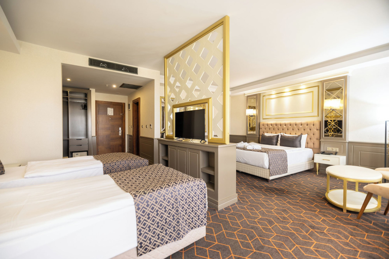 Bedroom 4, Grand Thermal Resort Hotel & Spa, Merkez