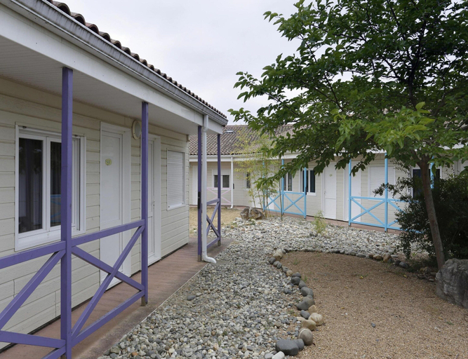 Exterior 5, Large Mezzanine Stay for 6 in Merville, Haute-Garonne