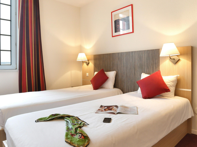 Room 4, Epernay Vineyard Stay for 3 Guests, Marne