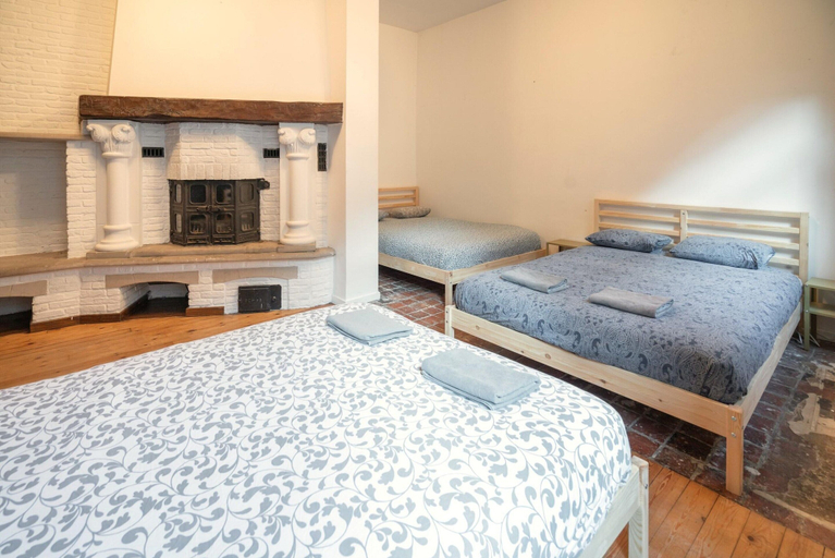 Room 2, Spacious Riverside Apartment for 9, Antwerpen