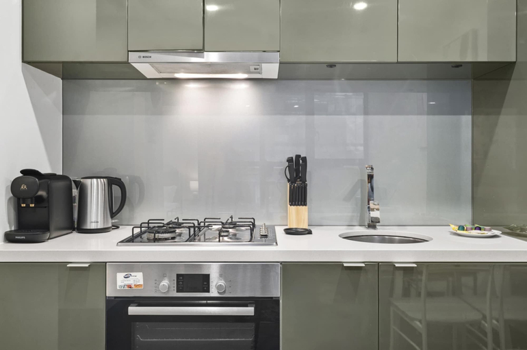 Private kitchen 2, Elevated 1-bed Retreat Near Crown, Melbourne