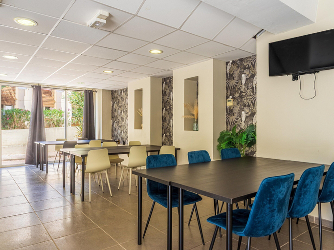 Meeting facility, Coastal Couples Retreat Near Argentiere, Var