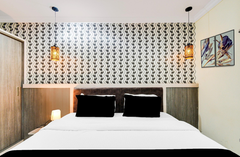 Bathroom 5, Super Deluxe Room Hotel Blue Petals, Ranga Reddy