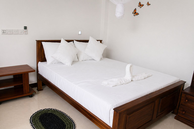 Room 4, Beloved Regency, Udunuwara